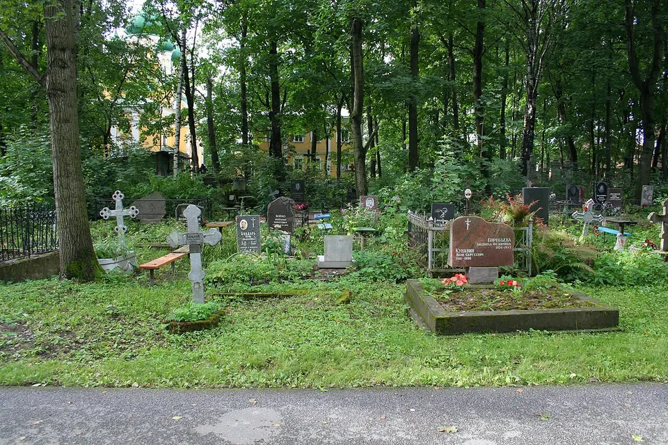 Волковское православное кладбище