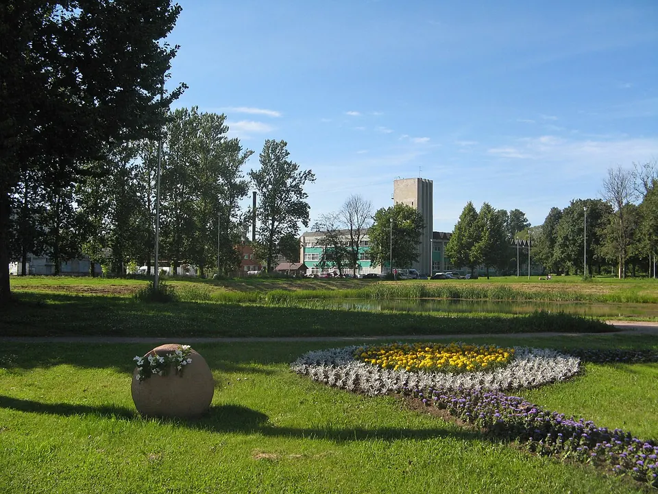 Полюстровский парк