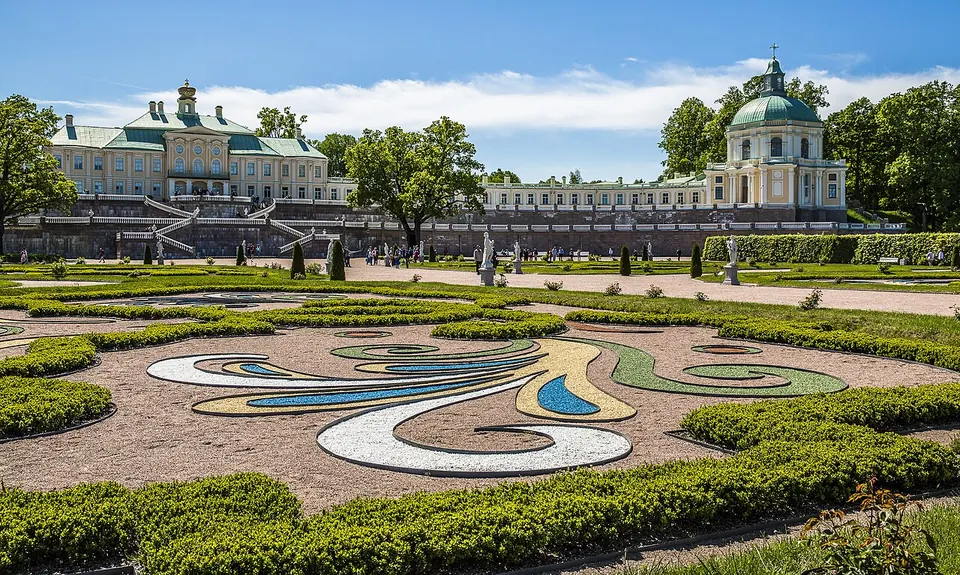 Большой Меншиковский дворец