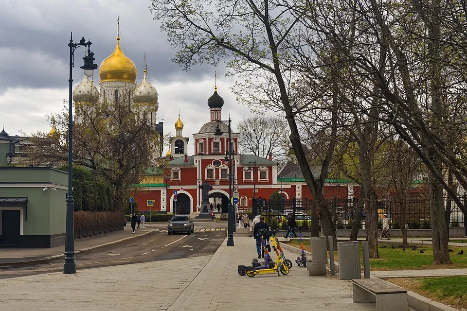 Зачатьевский монастырь