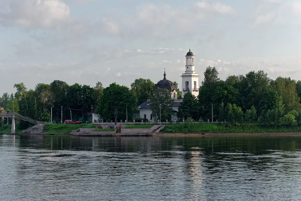 Церковь Александра Невского в Усть-Ижоре
