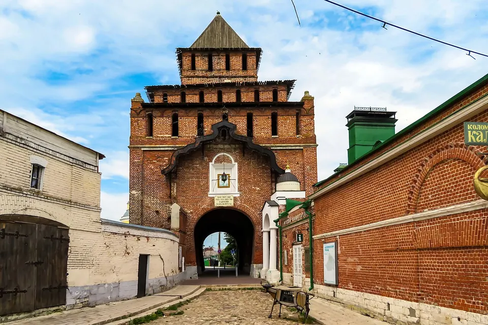 Пятницкие ворота Коломенского кремля