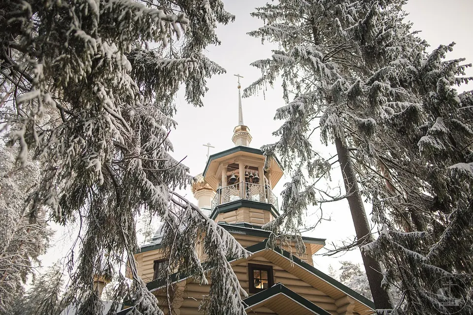 Церковь Всех Святых в Левашове
