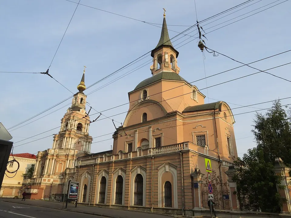Храм Петра и Павла на Новой Басманной