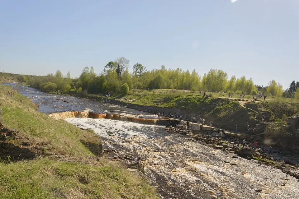 Тосненский (Гертовский) водопад