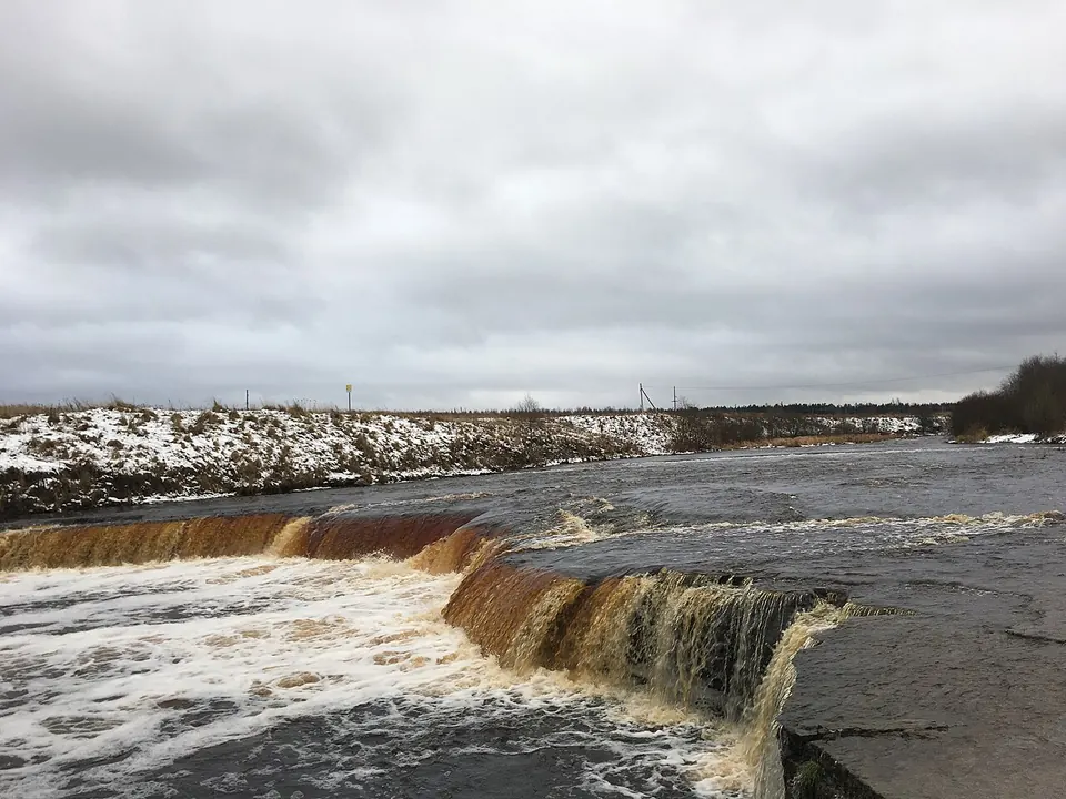 Тосненский (Гертовский) водопад